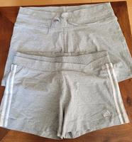 2 Adidas Hosen  kurz Gr.42 Brandenburg - Brieselang Vorschau