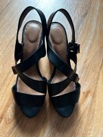 Clarks Absatz-Sandalen/ Pumps/ High Heels schwarz Gr. 39 Niedersachsen - Oldenburg Vorschau