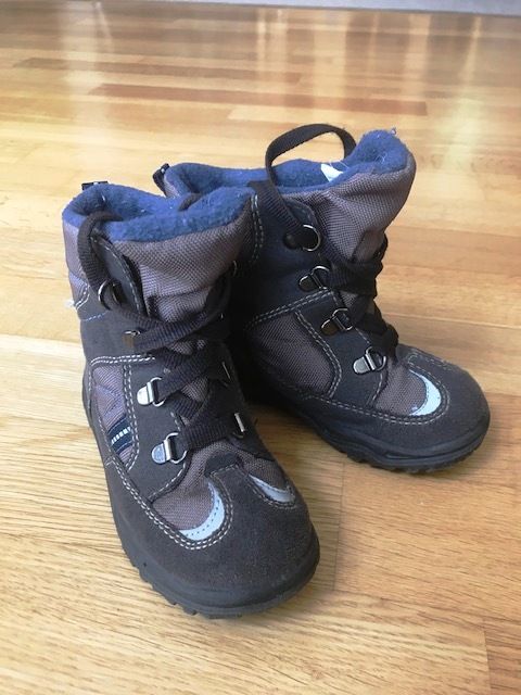 Winterstiefel von superfit in 25 in Bischofsheim