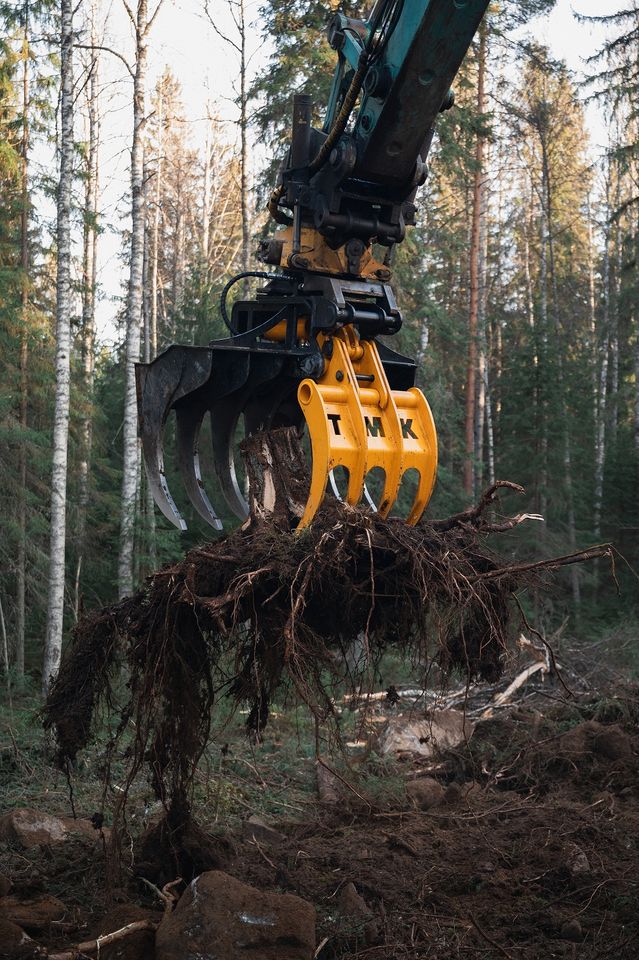 Greifer für Holz, Geröll, Wurzeln, Recycling, Roderechen 6-25 To. in Ehekirchen