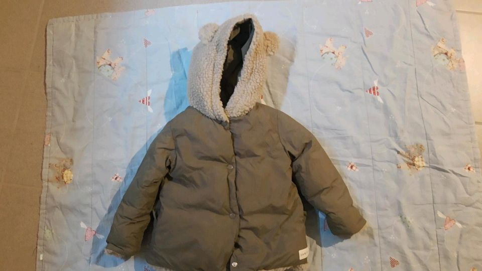 Winterjacke Zara Gr. 92 (18-24 Monate) top Zustand. in Bad Wimpfen