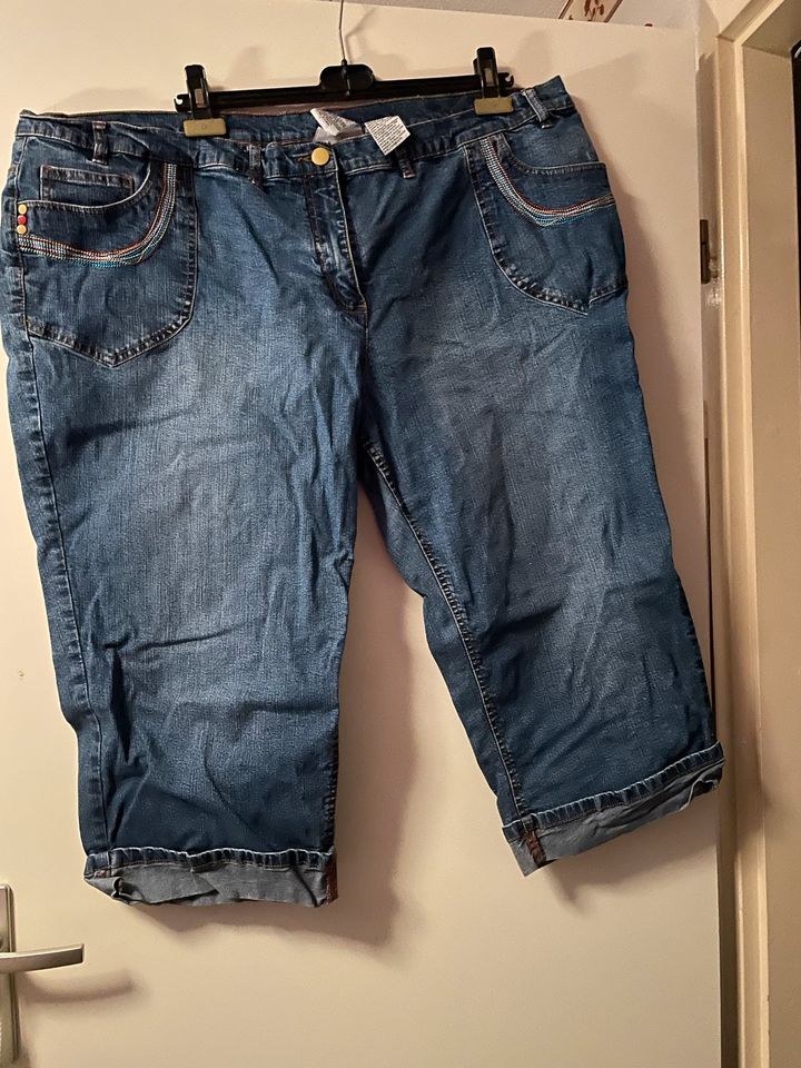 2 Jeans in 54 für Damen Capri in Herzogenrath
