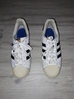 Adidas Sneaker Superstar, Gr. 40 1/2 (fällt wie 39 aus) Niedersachsen - Wunstorf Vorschau