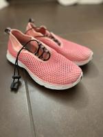 ‼️ Badeschuhe Wasserschuhe Schwimmschuhe Damen Mädchen Gr 36 Niedersachsen - Isernhagen Vorschau