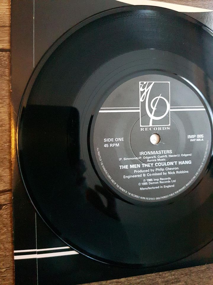 2 × The Men They Couldn't Hang Vinyl Single 7" England 1985 in Hamminkeln
