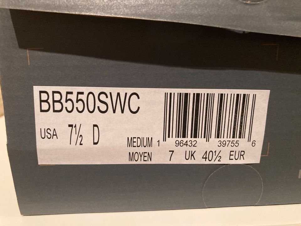 New Balance 550 Sneaker Gr. 40,5 (US 7,5) UVP. 150 € NEU BB550SWC in Coburg