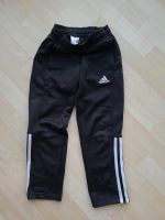 Jogginghose adidas Gr. 128 Bayern - Schwandorf Vorschau