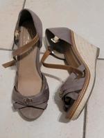 Keilsandalen Tom Tailor Sandalen Keilabsatz Hessen - Friedberg (Hessen) Vorschau