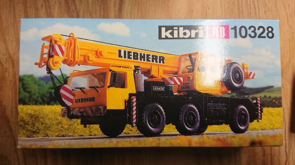 Sammlungsauflösung Kibri 1:87 / H0 Modelle in Becherbach