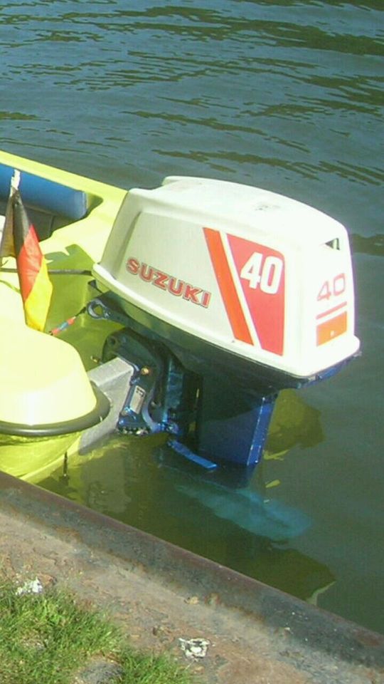Motorboot Speedboot Wasserski 40 PS komplett mit ALLEM in Essen