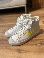 Nike Sneaker 38 Nordrhein-Westfalen - Bad Oeynhausen Vorschau