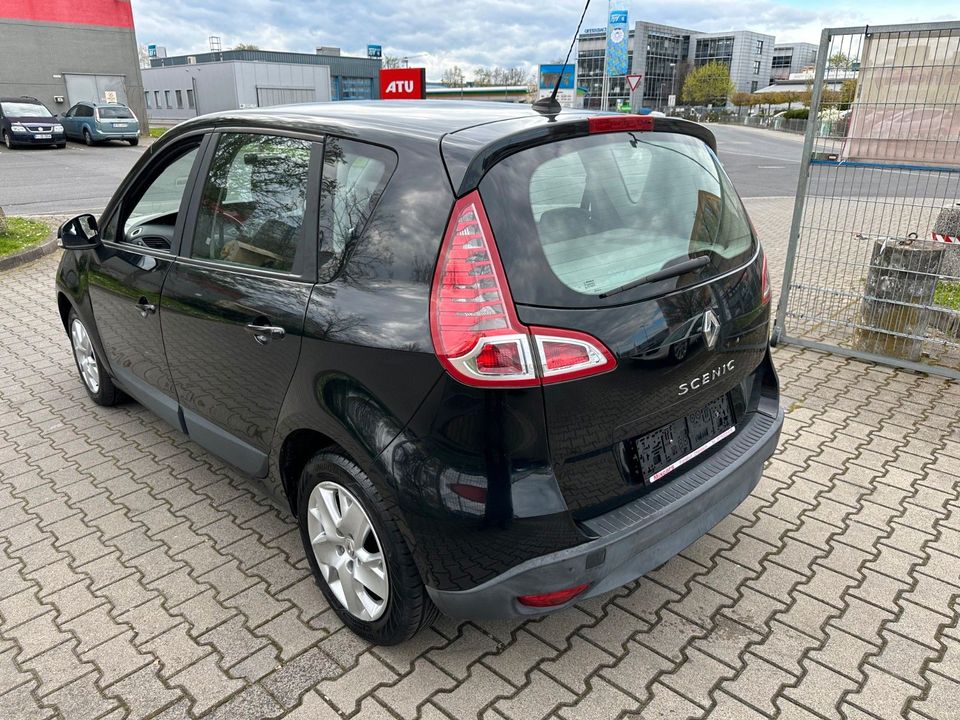 Renault Scenic III 1.6 TCe Luxe*TOMTOM*NAVI*TEMPO*SHZ*** in Offenbach