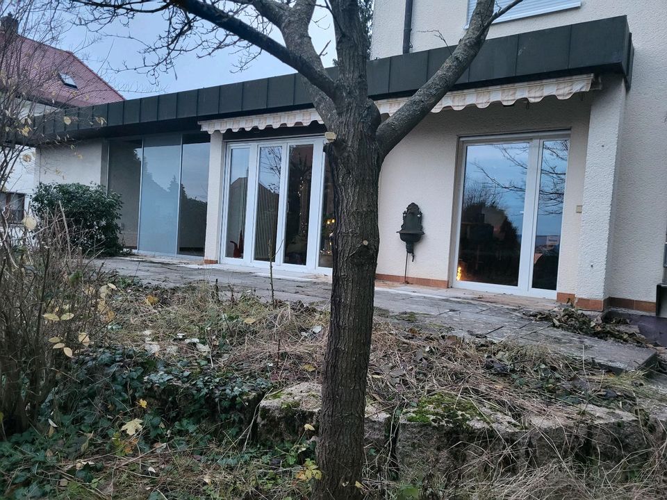 Ehrwürdige Fabrikanten Villa in 74613 Öhringen in Stuttgart