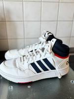 Adidas Sneaker, Schuhe, Sportschuhe/Basketballschuhe Niedersachsen - Celle Vorschau