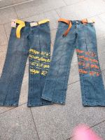 2 7/8 jeans mit orange u gelber Schrift gr.S/M Nordrhein-Westfalen - Herten Vorschau