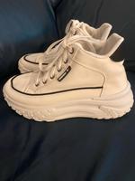 Damen Schuhe Sneaker Nordrhein-Westfalen - Heinsberg Vorschau