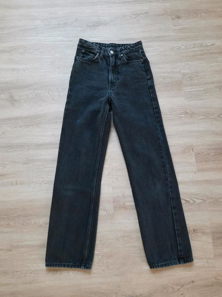Weekday Rowe Extra High Straight Jeans ❤ Gr. 23/30 in Rülzheim