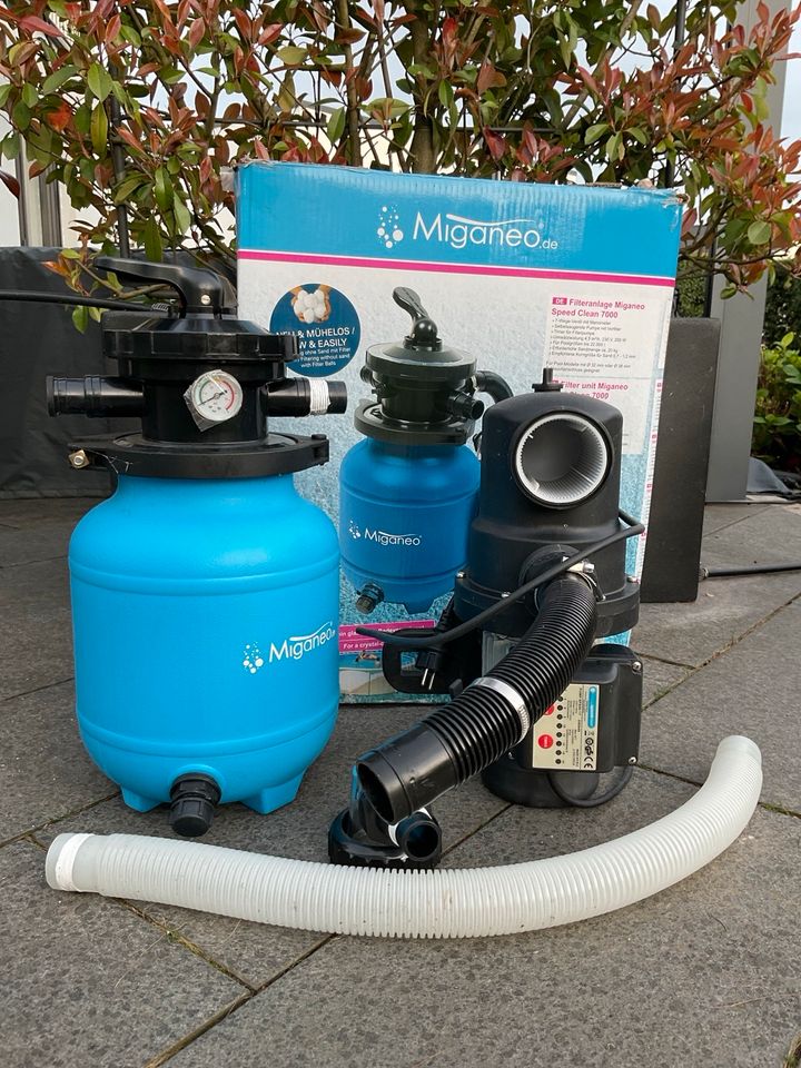 Bestway Pool, Filterpumpe Miganeo, Bodensauger usw. ca.NP 440 EUR in Trier