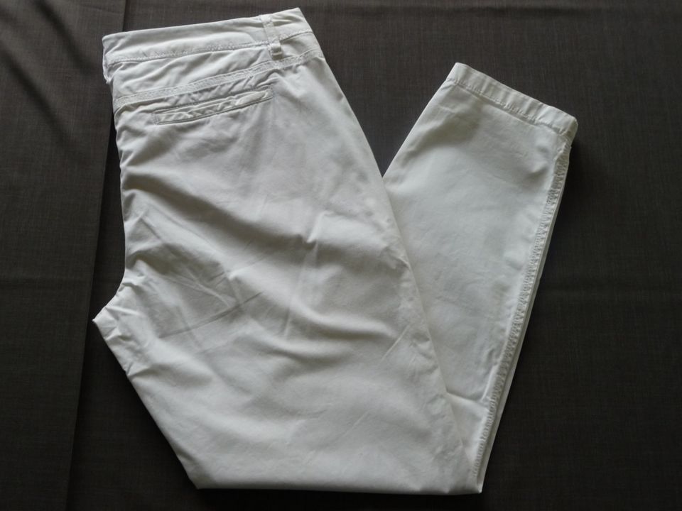 DRYKORN Chino Baumwollhose weiss Größe 32/34 Inch in Senden