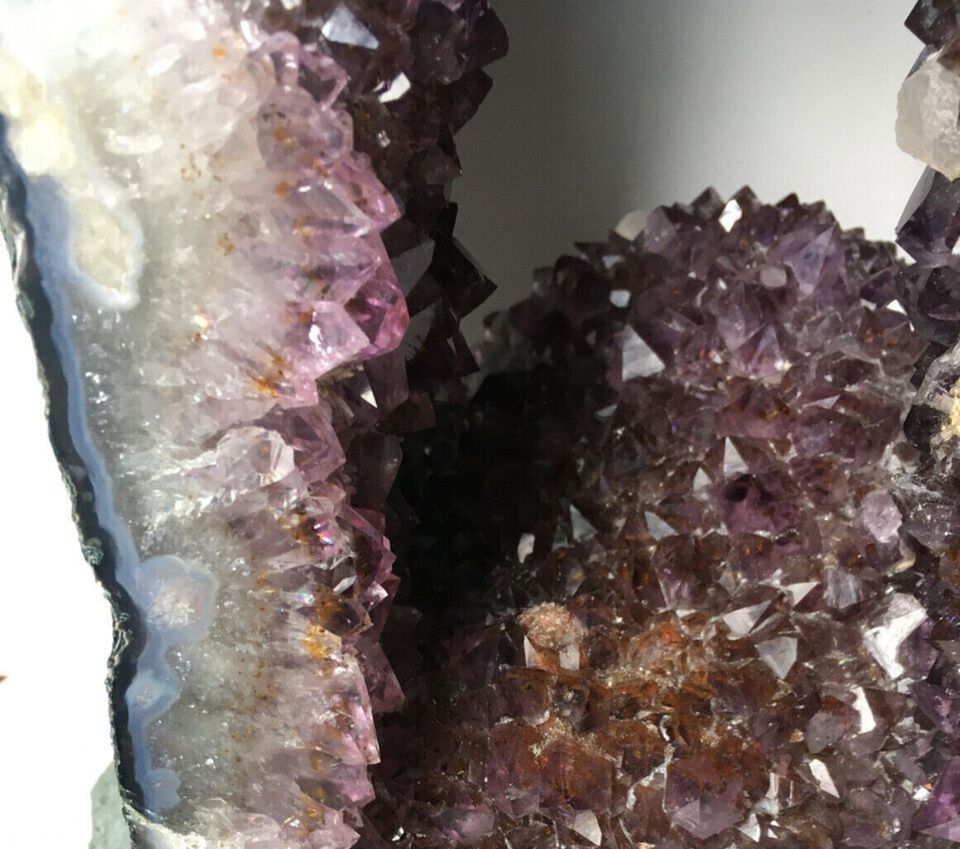 Große Amethyst Druse, Unikat, selten, offene Form, 2-seitig in Hannover