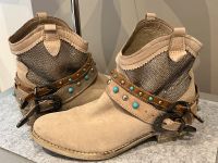 Tamaris Stiefelette 40 beige Leder Ibiza Boho w.Neu Nordrhein-Westfalen - Solingen Vorschau