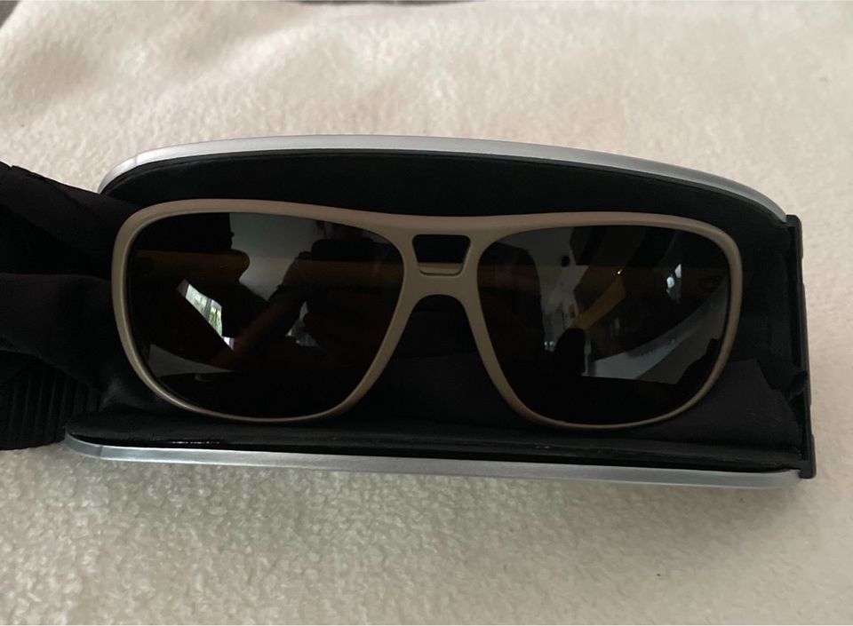 Porsche Design Sonnenbrille P8557 in Arnsberg