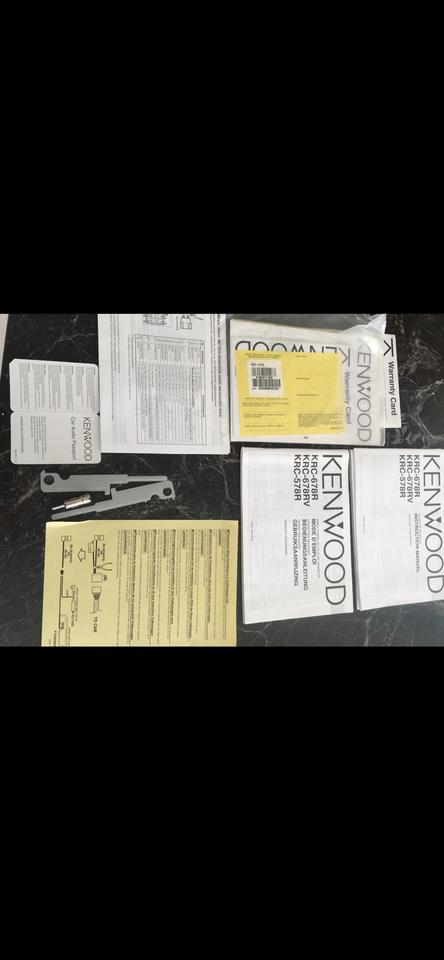 Neuwertige KENWOOD Autoradio – Stereoanlage mit CD Wechsler in Mainz