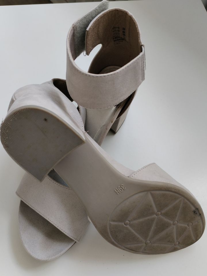 Sandalette Fesselriehmen JANA Gr. 39 Weite H GRAU in Gummersbach