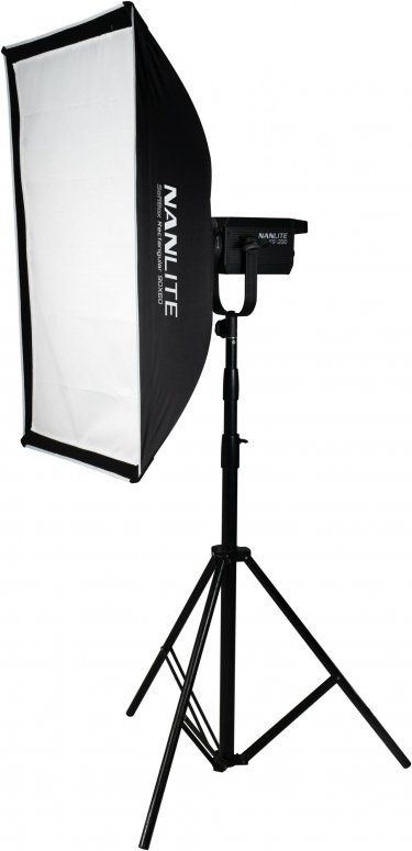 Nanlite FS-150 Studio Scheinwerfer Tageslicht + Stativ + Softbox in Mörfelden-Walldorf