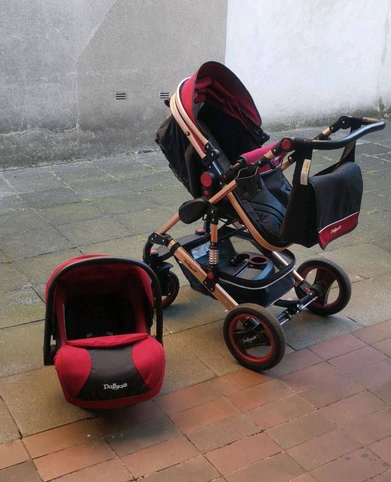 Kinderwagen Buggy mit Autoschale Babyschale in Mülheim (Ruhr)