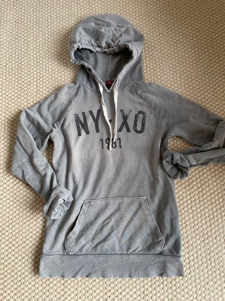 H&M Pullover grau Sweater hoodie S 36 38 kaputze washed out in Aurich