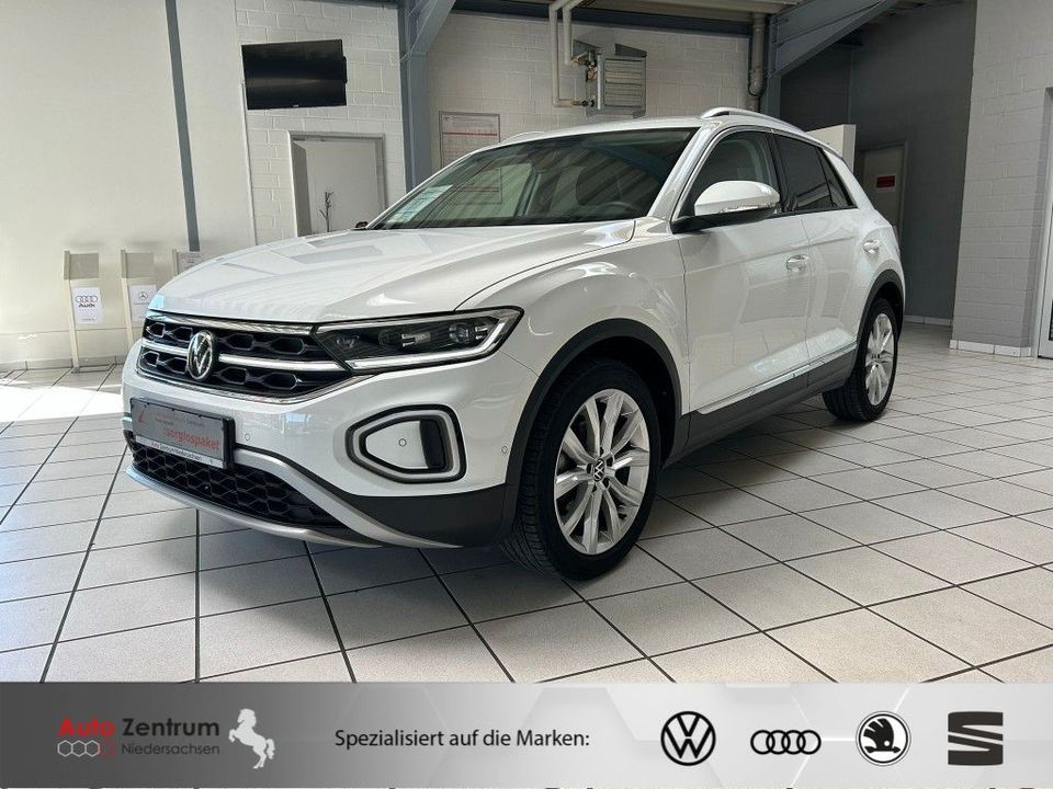 Volkswagen T-Roc 1.0 TSI Style AHK*Standheizung*LED*Virtual in Helmstedt