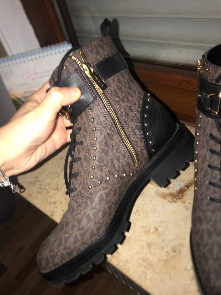 Michael Kors Stiefeletten 37 in Gelnhausen