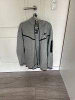 Nike tech fleece in grau Orginal Kiel - Ellerbek-Wellingdorf Vorschau