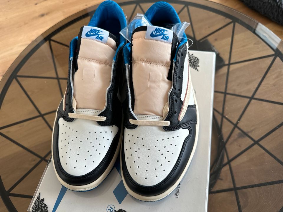 Air Jordan 1 Travis Scott Fragment low 43 in Waiblingen