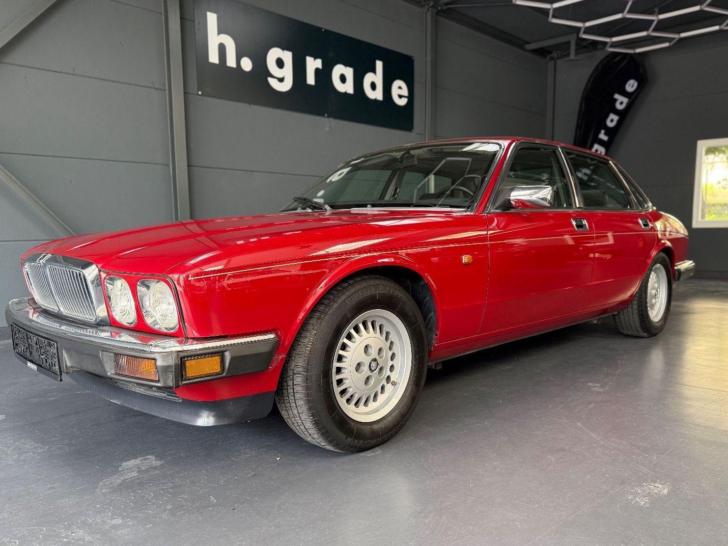 Abbildung des Autos Jaguar XJ40