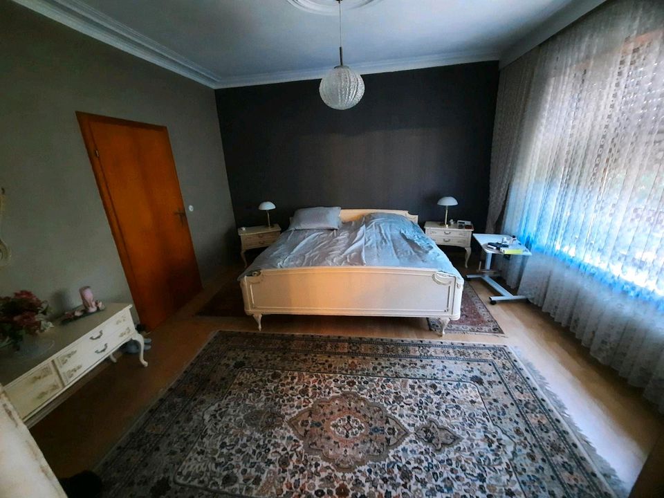 Schlafzimmer Weiss in Saarbrücken