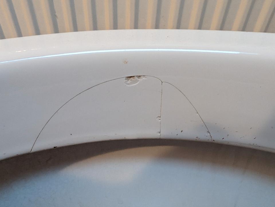 Toilette Armatur Klopapierhalte Badezimmer WC Klo Villeroy & Boch in Mainz