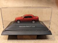 3 Mercedes C-Klasse 1:87 aus Mercedes-Benz Modellauto-Kollektion Saarland - Schwalbach Vorschau