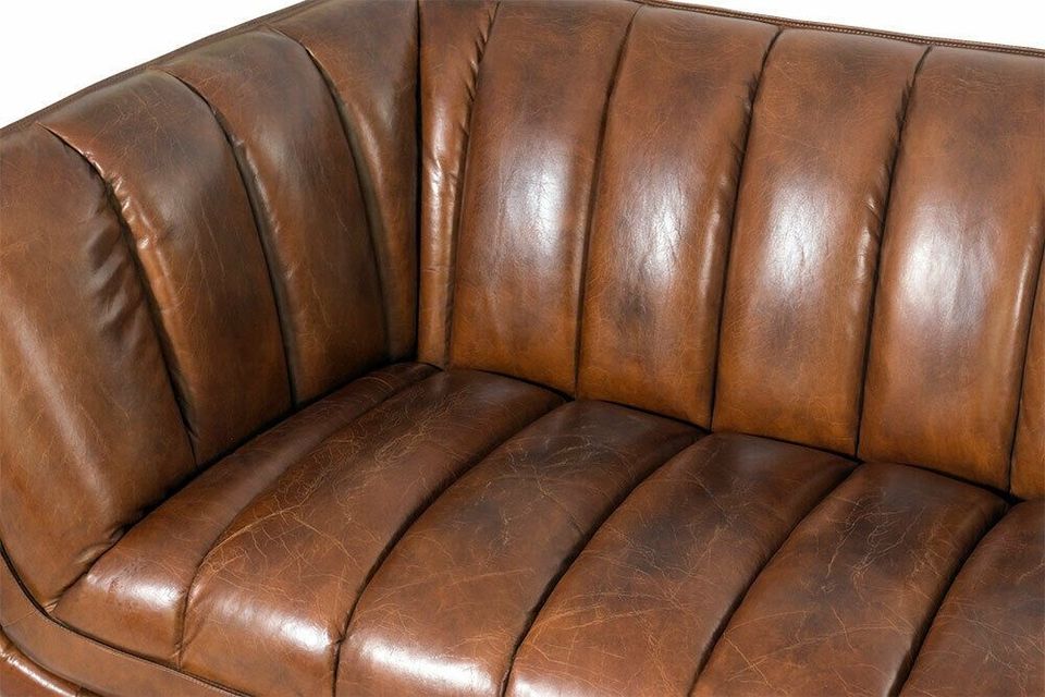 Clubsofa Kingsmountain 3-Sitzer gerippt Vintage Cigar in Heiligenstedten