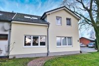 Mehrfamilienhaus mit 2 Wohneinheiten plus Nebengebäude mit Garage, Keller und kleinem Garten. Schleswig-Holstein - Loose  Vorschau