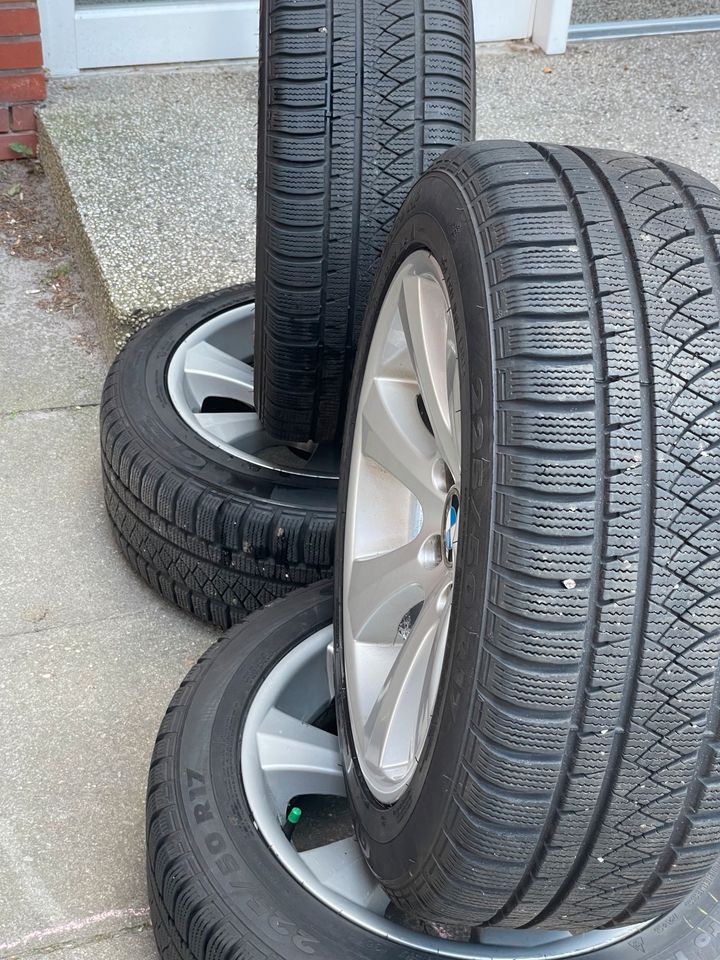 Felgen unde Reifen 225/45/R17 5x120 bmw gut Profil in Emden