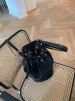 Alexander Wand Diego bucket bag Nieten gold Beuteltasche Leder Nordrhein-Westfalen - Bocholt Vorschau