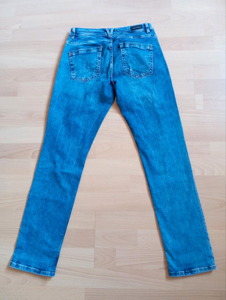 Esprit Damen Jeans Hose blau Gr. M / 38 **Neuwertig** in Pfungstadt