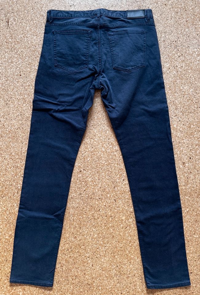 Jeans - H&M - Blau in Bad Wünnenberg