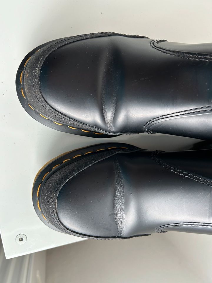 Dr. Martens 2976 Chelsea Boots Stiefelette - black Größe 40 in Werl