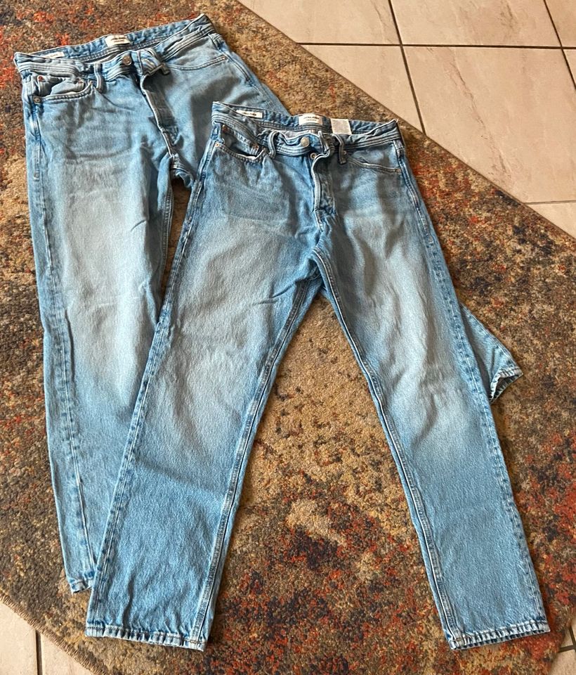 Jack & Jones Jeans 32/32 2 Stück in Neuss