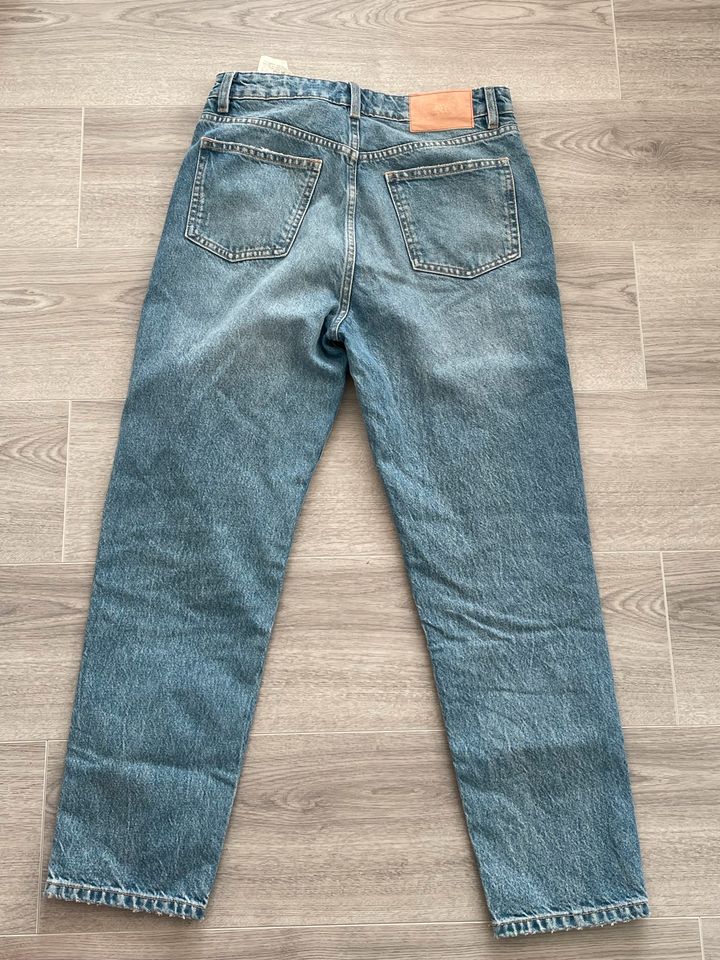 Zara Jeans in Heusenstamm