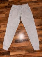 Superdry Sporthose Gr.40 grau Jogginghose Schleswig-Holstein - Kaltenkirchen Vorschau