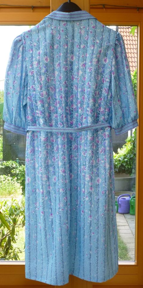 Neues Sommerkleid blau gemustert in Herrsching